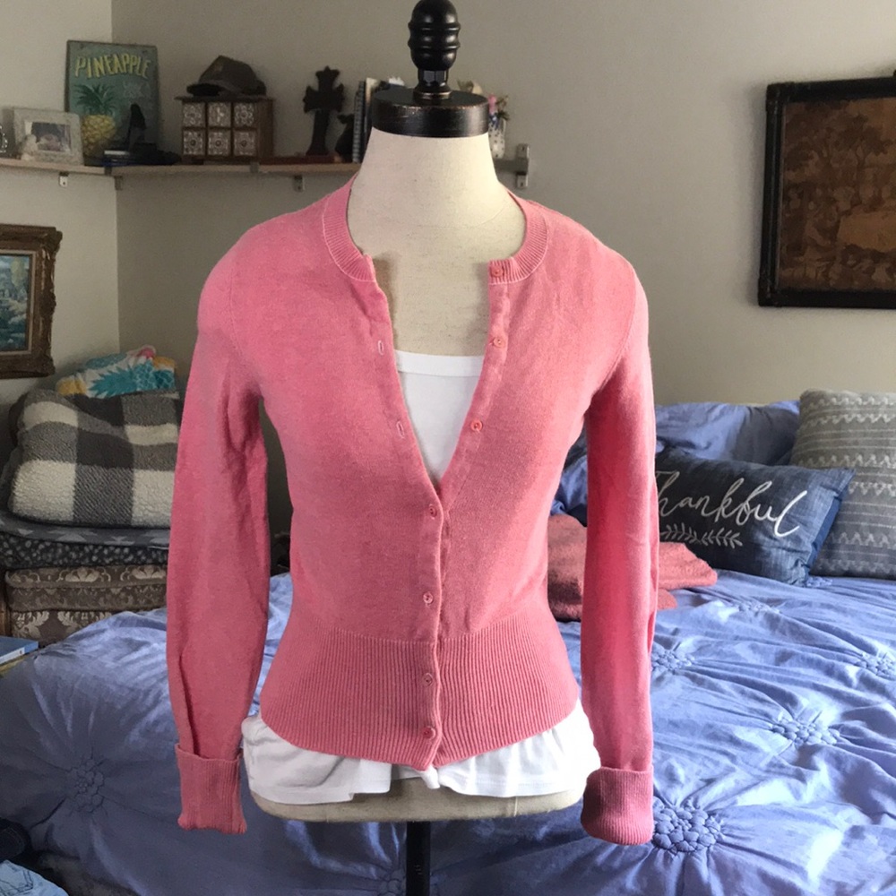 Pink cardigan long sleeve x small American Outfitters